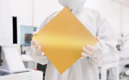 Cerebras Intros 3rd Gen Wafer-Scale Chip For AI: 57x Larger Than Largest GPU, 900K Cores, 4 Trillion Transistors