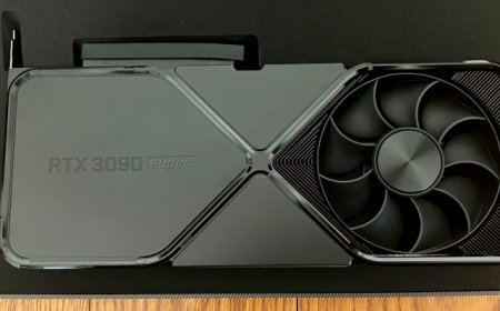 NVIDIA GeForce RTX 3090 SUPER Founders Edition Graphics Card Pictured Once Again