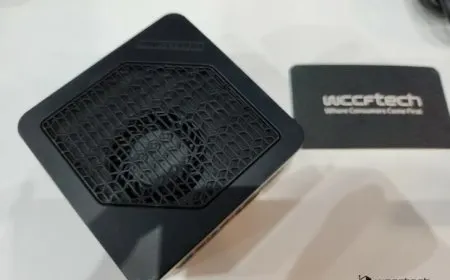 Minsforum Mercury Mini PC With AMD Phoenix Fits In The Palm of Your Hand, Features USB4 Type-C Charging