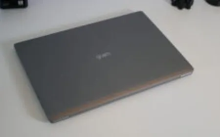 LG Gram 17 Thin And Light Review – Almost Perfect, But Not For Gamers