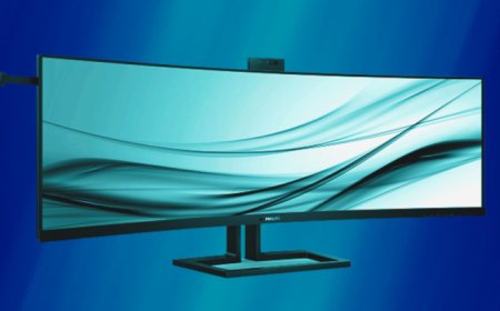 Philips Reveals Two New 44.5-inch Curved Ultra-Wide Monitors For Creators