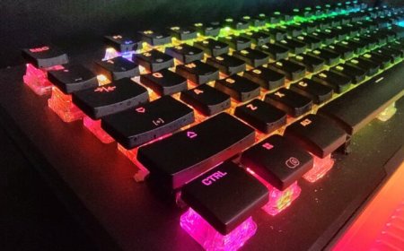 ROCCAT Vulcan II Max Keyboard Review – Blinded by the RGB Lights