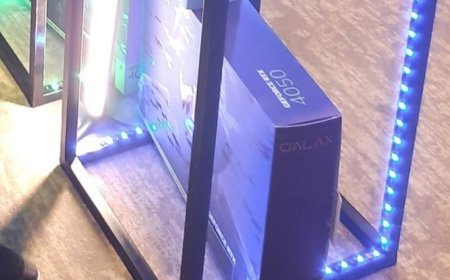 NVIDIA GeForce RTX 4050 Graphics Card Box Allegedly Spotted Sitting At GALAX’s RTX 40 Launch Event