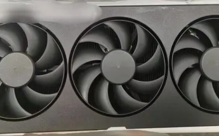 NVIDIA GeForce RTX 4090 Ti “Full-Fat AD102” Graphics Card Pictured With Massive Triple Fan Cooler