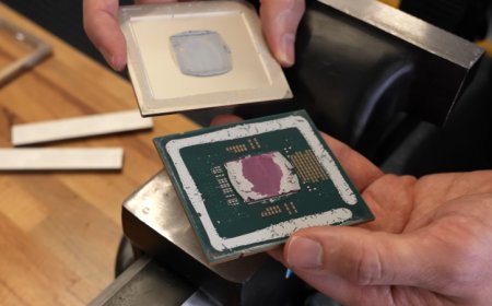 Ampere Altra Max Q8030 80 Core Arm CPU Delidded & Benchmarked, Beats Fastest AMD Threadripper In Geekbench