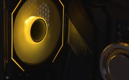 LIAN LI Expands Its UNI FAN Lineup With SL INFINITY 120, Offer Better Performance With An Eye-Catching Infinity Mirror Design