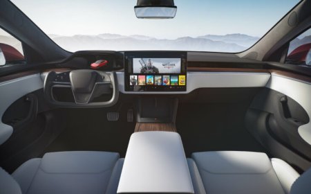 Tesla Model S Is Capable Of Playing Cyberpunk 2077 With PS5-Level Performance As Demonstrated By Elon Musk