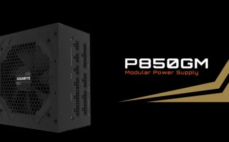 Gigabyte P850GM and P750GM 80 PLUS Gold fully modular power supplies.