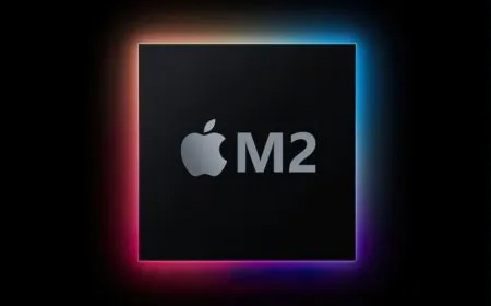 A comparison chart shows Apple M2 SoC performance matching Intel Alder Lake CPUs at lower power levels.