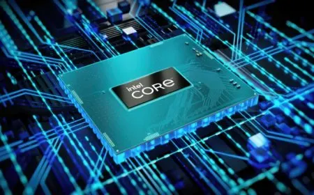 Intel 12th Gen Alder Lake-HX central processing unit die