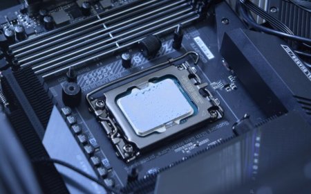 Intel Refutes Alder Lake CPU Warping & Bending Issues, Warns On Voiding Warranty