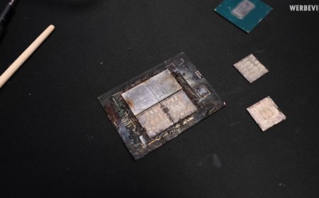 Intel Sapphire Rapids ‘4th Gen Xeon’ CPU Delidded By Der8auer, Unveils Extreme Core Count Die With 56 Golden Cove Cores