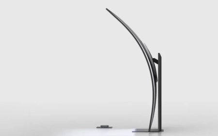 Samsung Odyssey Ark Is a 55-Inch Curved Gaming Monitor That Can Be Rotated Vertically Too