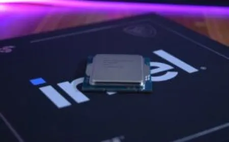 Intel Core i5-12400 processor and MSI B660M Mortar WiFi motherboard.