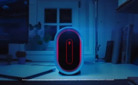 Alienware Concept Polaris is an external GPU enclosure for 16-inch graphics cards with built-in liquid cooling.