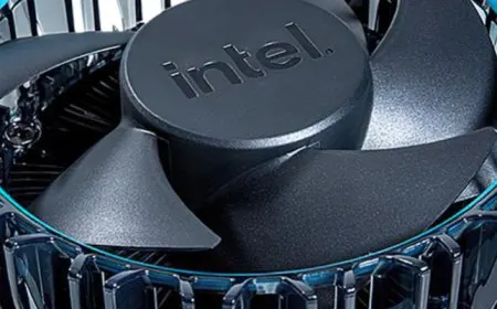 Intel LGA 1700 CPU cooler for 12th Gen Alder Lake featuring a design inspired by AMD Wraith coolers