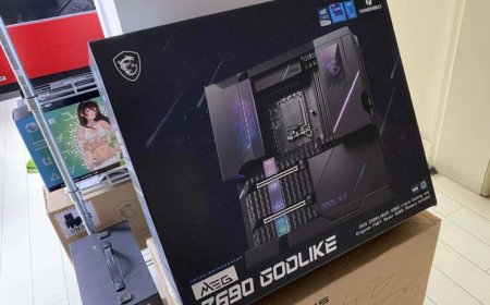 MSI MEG Z690 GODLIKE Behemoth Motherboard Pictured, A True Flagship Design For Intel’s Alder Lake Desktop CPUs