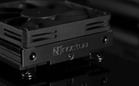 Noctua NH-L9i and NH-L9i Chromax LGA1700 compatible CPU coolers.