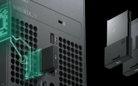 A custom expansion card allows standard SSDs to function in Xbox Series X and Series S consoles.