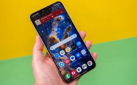 Compatible Samsung Galaxy devices for the Android 15 update including flagship, foldable, and mid-range models.