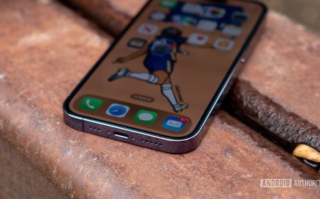 The iPhone 16 prepares for a portless smartphone future