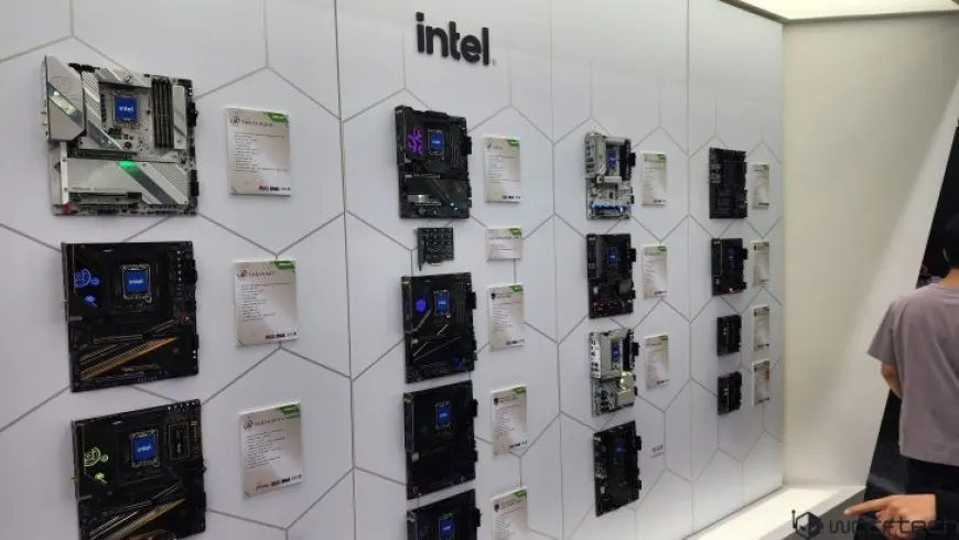 ASRock Displays 13 Z890 Motherboards Ready For Intel Arrow Lake CPUs: Aqua, Taichi, OC Formula, Nova, CAMM2 Designs