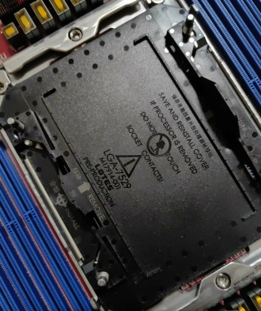 Intel’s Massive LGA 7529 Socket For Sierra Forest “Birch Stream” CPUs Pictured