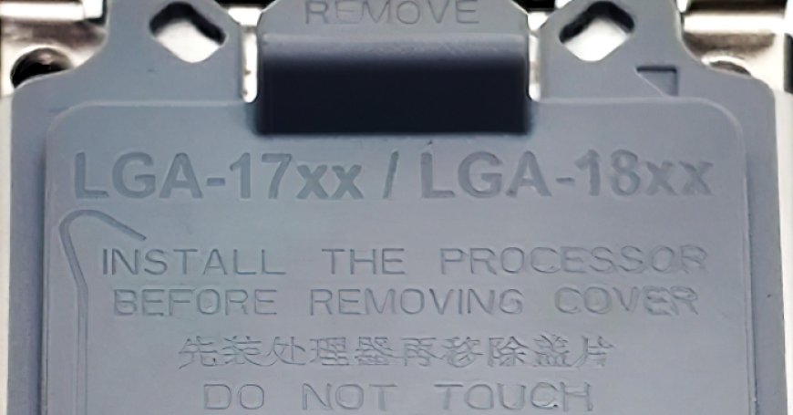 LGA-17XX/18XX Compatible Socket Cover Appears Online – Is This For Intel’s Upcoming 7nm CPUs?