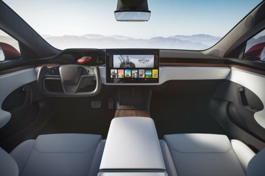 Tesla Model S Is Capable Of Playing Cyberpunk 2077 With PS5-Level Performance As Demonstrated By Elon Musk