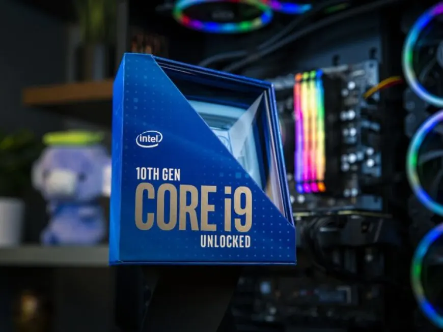 Intel (INTC) Shares Soar as the Activist Hedge Fund Third Point Urges the Semiconductor Behemoth To Reverse Its Brain…
