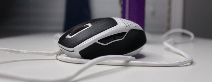 Cooler Master MM720 – A Classic Reborn With A Featherlight Weight