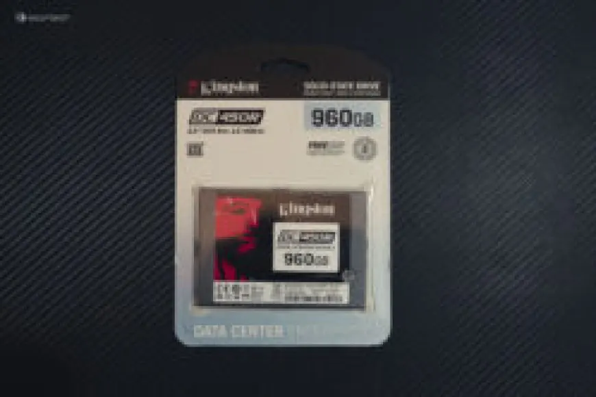 The Kingston DC450R and KC600 1TB solid state drives are displayed side by side.