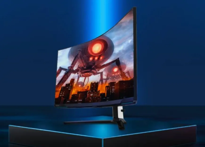 Samsung Odyssey Neo G7 and Neo G8 4K Mini-LED gaming monitors with up to 240 Hz and Freesync Premium Pro support.