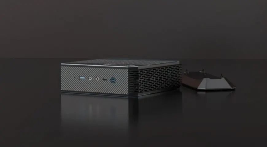 Minisforum HX90G mini PC with AMD Ryzen 9 5900HX CPU and Radeon RX 6650M GPU in a 2.8L chassis.