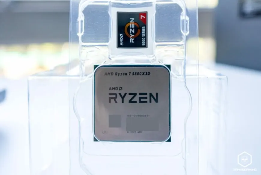 The chart displays leaked synthetic benchmark scores for the AMD Ryzen 7 5800X3D desktop processor.