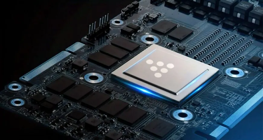 Leaked photograph of the Intel Gaudi 2 HL 2080 AI processor