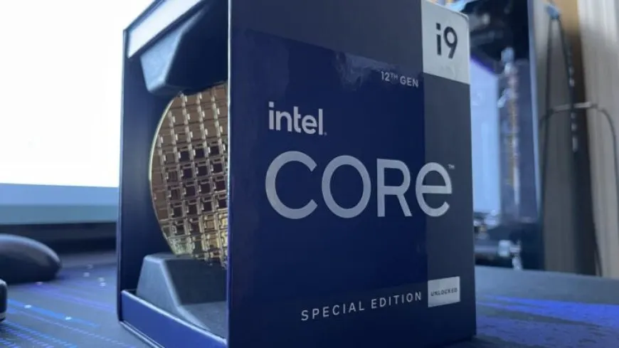 Intel Core i9-12900KS 5.5 GHz processor chip