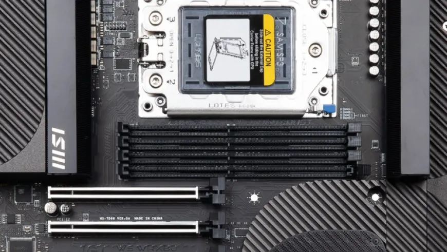 MSI WS WRX80 motherboard with Frozr heatsink design, 105A SPS, and CPU and memory OC support.
