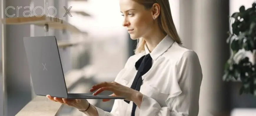 The Craob X laptop features an Intel Alder Lake processor and a completely wireless design without physical connectors.