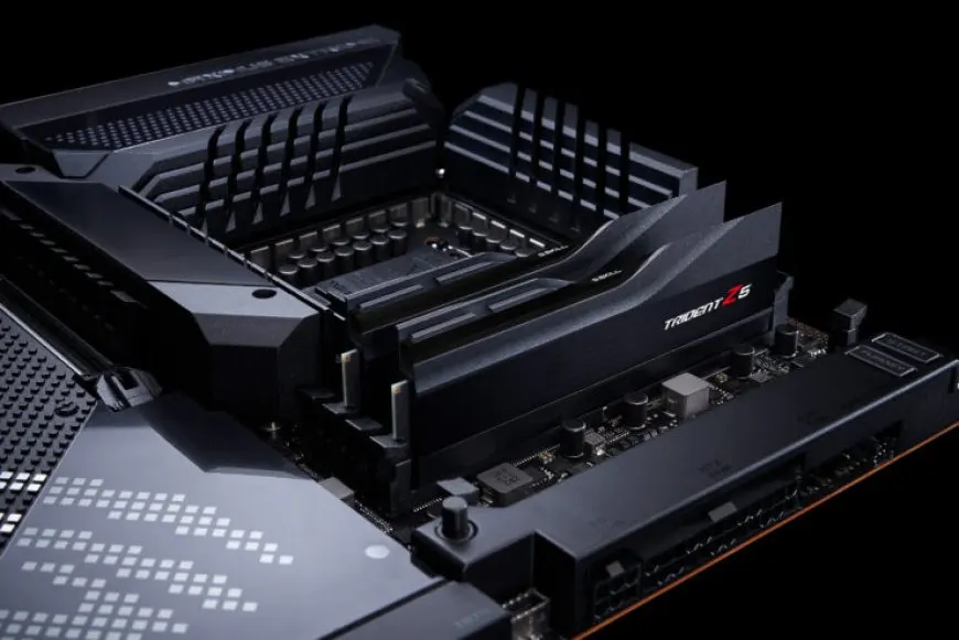 G.Skill Trident Z5 DDR5-6400 CL32 memory kit.