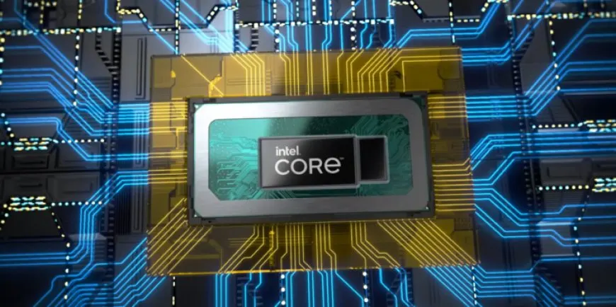 A performance chart compares Alder Lake Core i7-12700H and i5-12500H benchmarks against the Tiger Lake Core i9-11980HK.