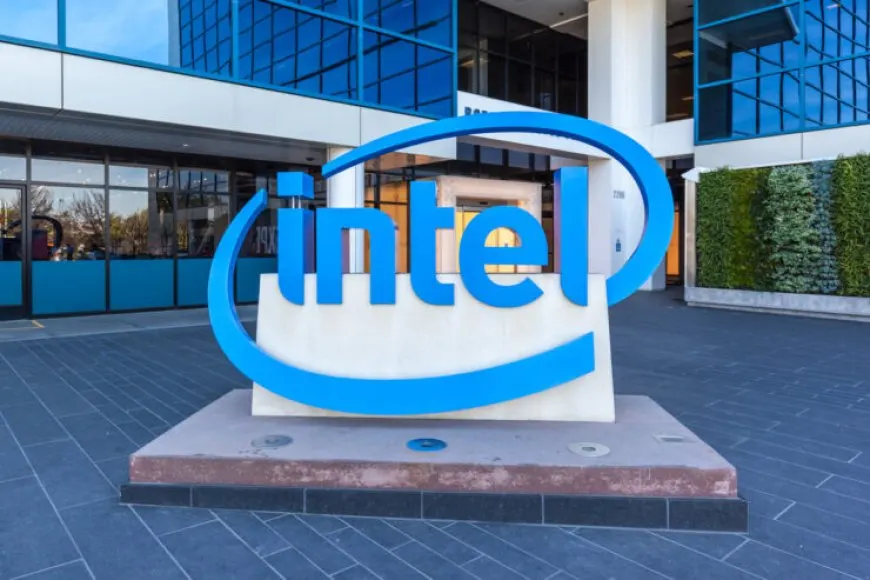 The Intel website displays updated content policy following regional administrative changes.
