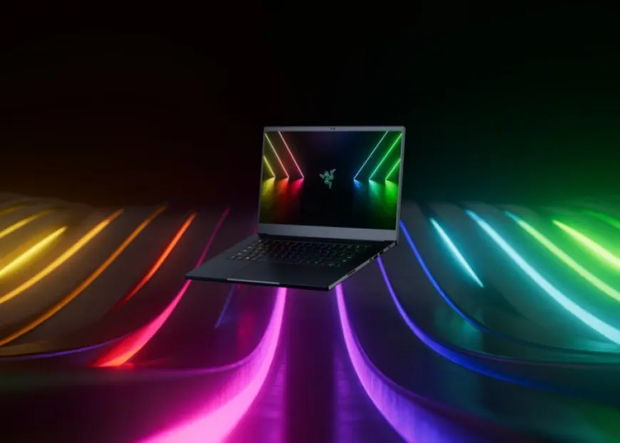 Razer Blade 2022 laptops with Intel Alder Lake and AMD Ryzen 6000 CPUs and RTX 3080 Ti graphics.