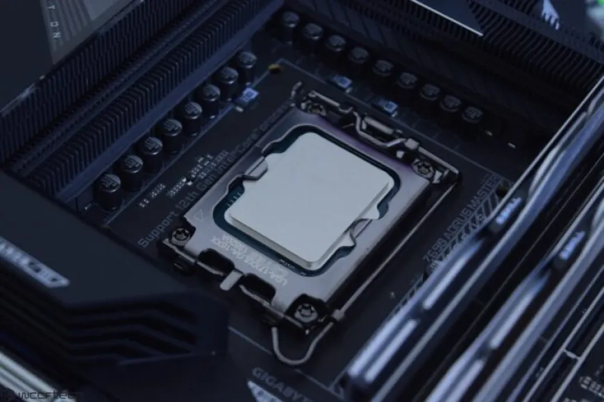 Leaked details for affordable H670, B660, and H610 motherboards supporting Intel Alder Lake with DDR5 and DDR4 options.