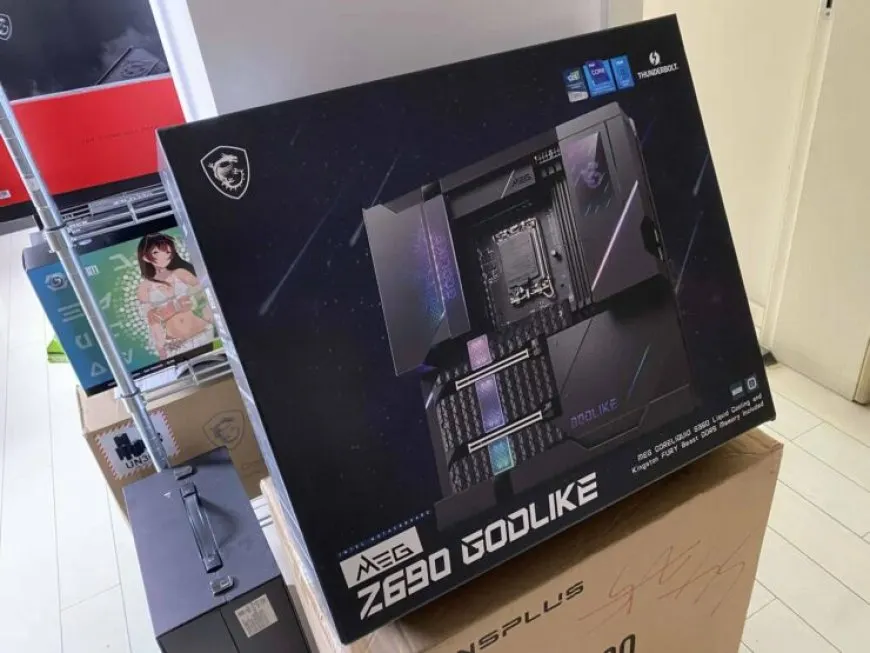 MSI MEG Z690 GODLIKE Behemoth motherboard supports Intel Alder Lake desktop processors.