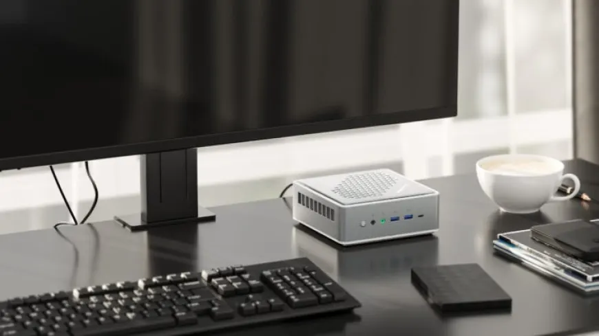 The Minisforum DeskMini TH50 mini PC features an Intel Core i5-11320H processor and Iris Xe graphics.