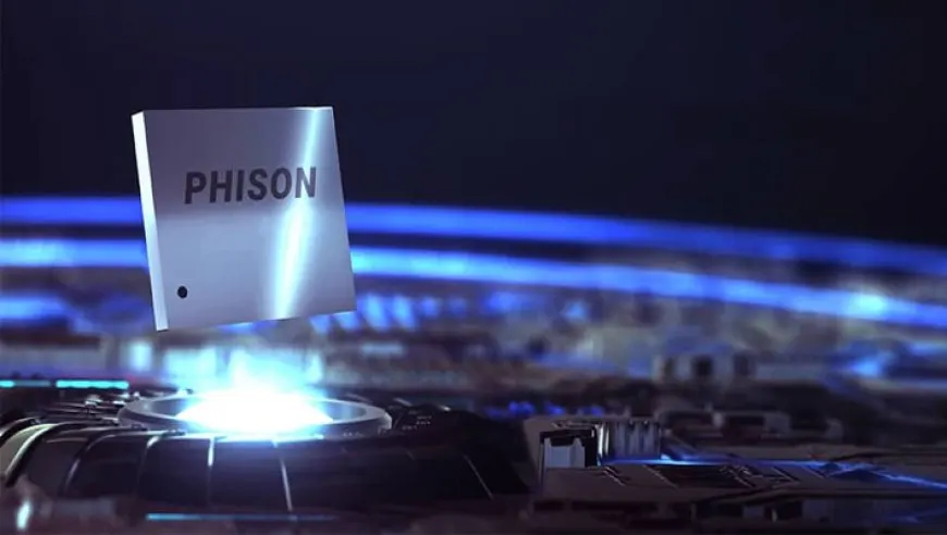 This slide presents Phison next-generation PCIe SSD specifications including active cooling and power targets.