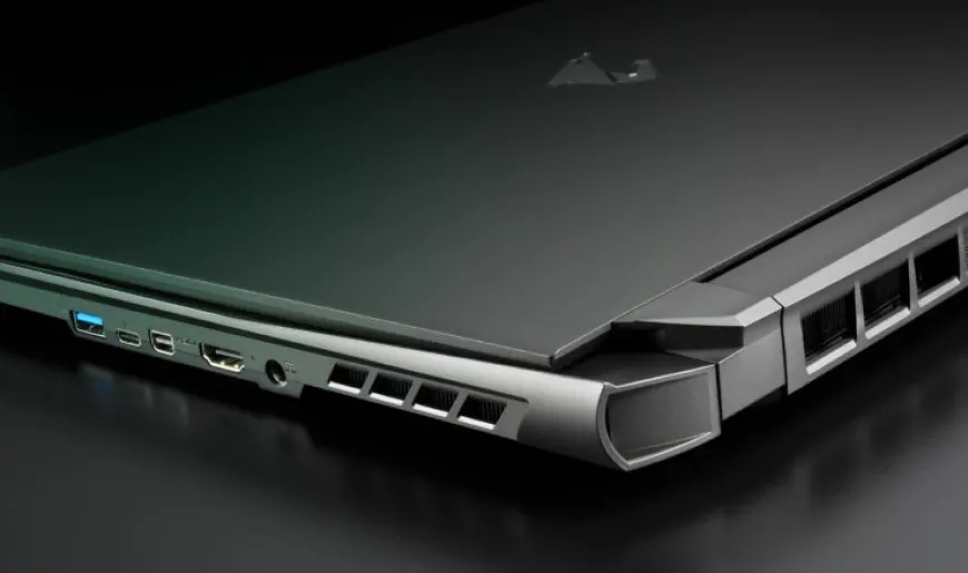 Gigabyte AORUS 17G laptop leak details Intel Alder Lake-P 14-core CPU and 16 GB DDR5-4800 memory.