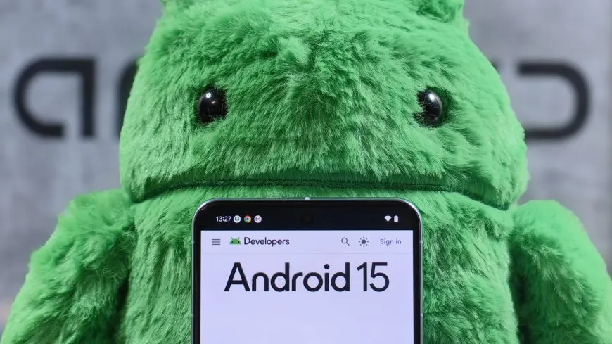 Android 15 release schedule graphic showing October 15 Pixel launch and Vanilla Ice Cream codename.