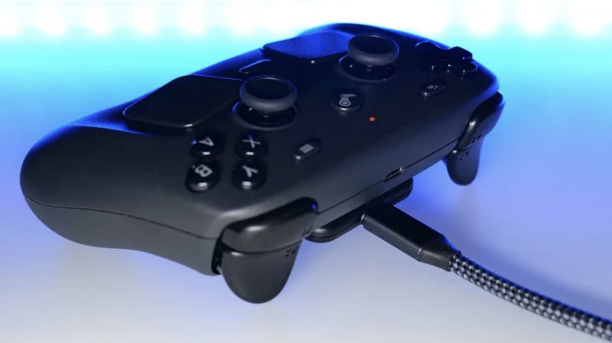 Valve released the Steam Controller exterior casing design files for community modification and custom accessories.
